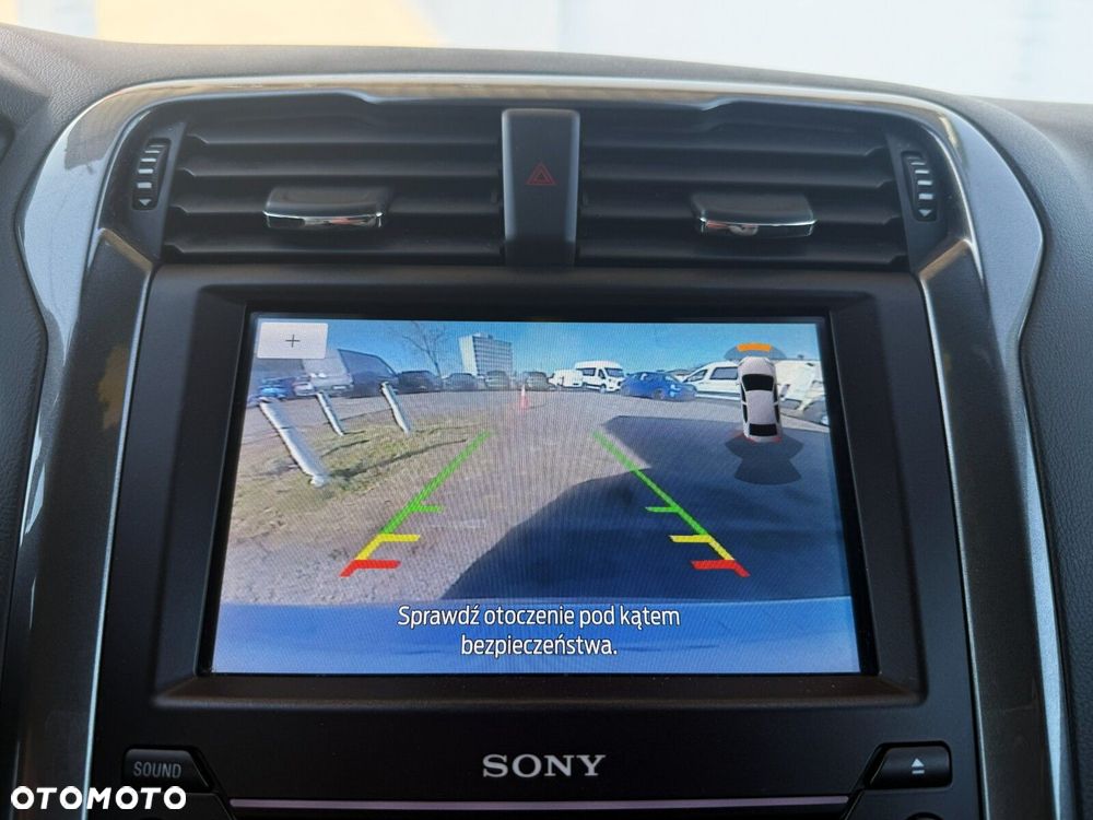 Ford Mondeo 2.0 EcoBlue Titanium - 26