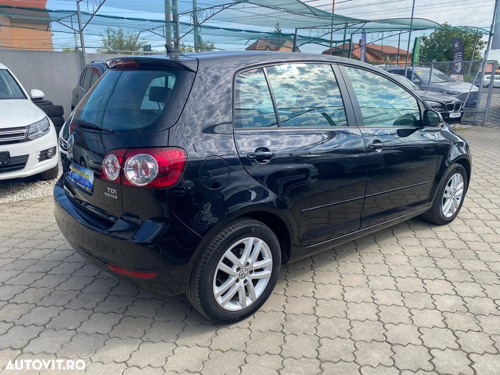 Volkswagen Golf Plus - 12