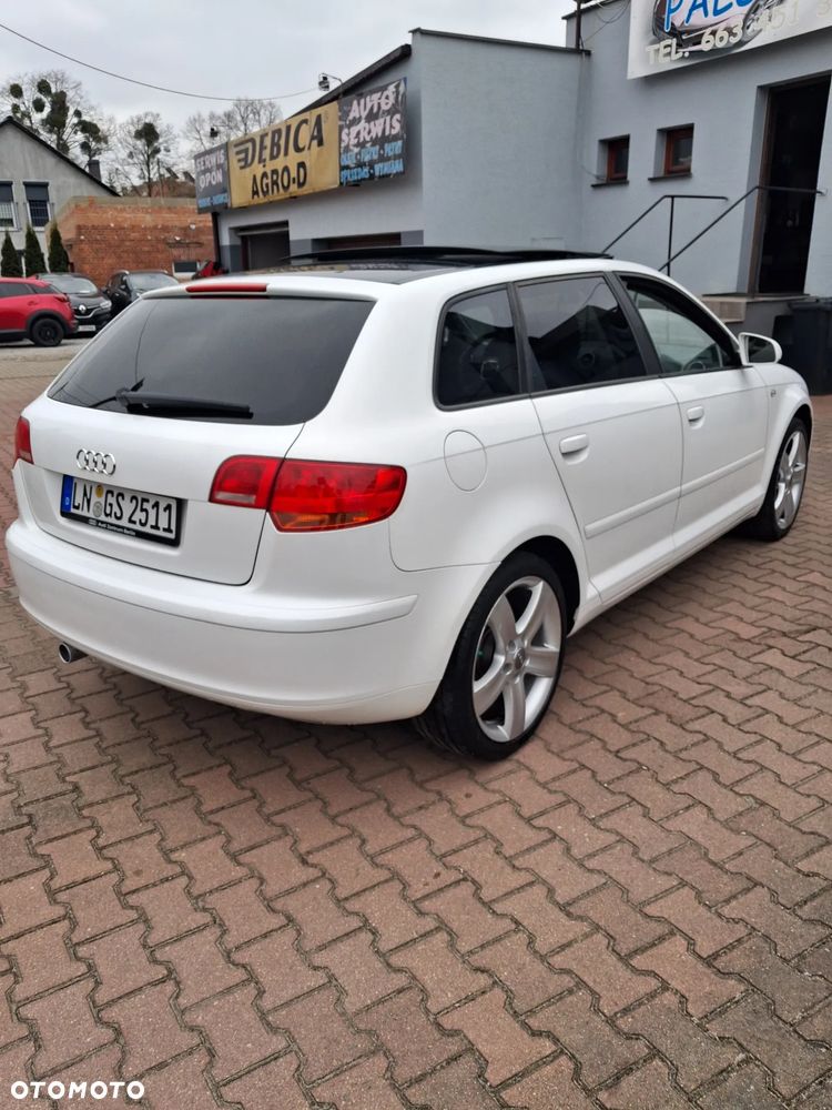Audi A3 Sportback - 8