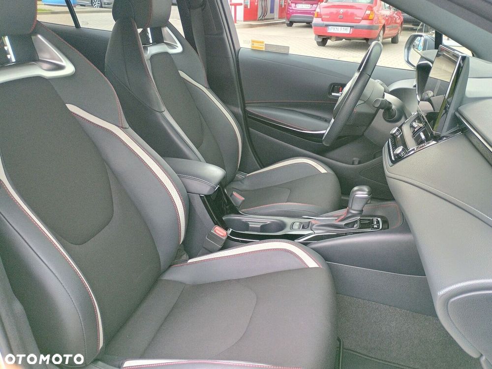 Toyota Corolla 1.8 Hybrid GR Sport - 12