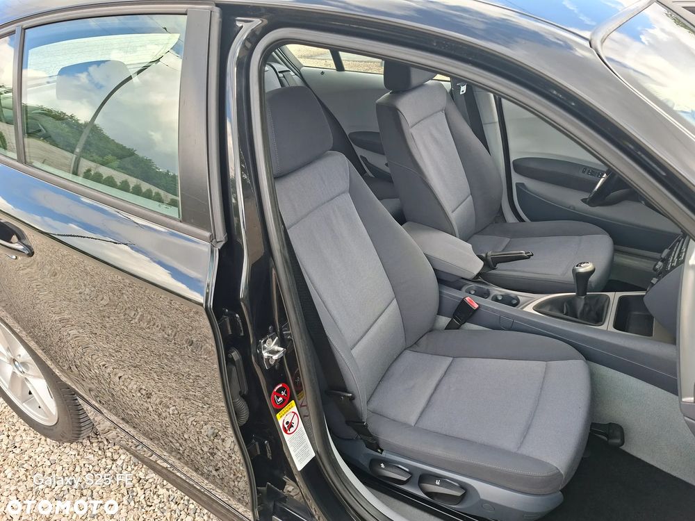 BMW Seria 1 - 20