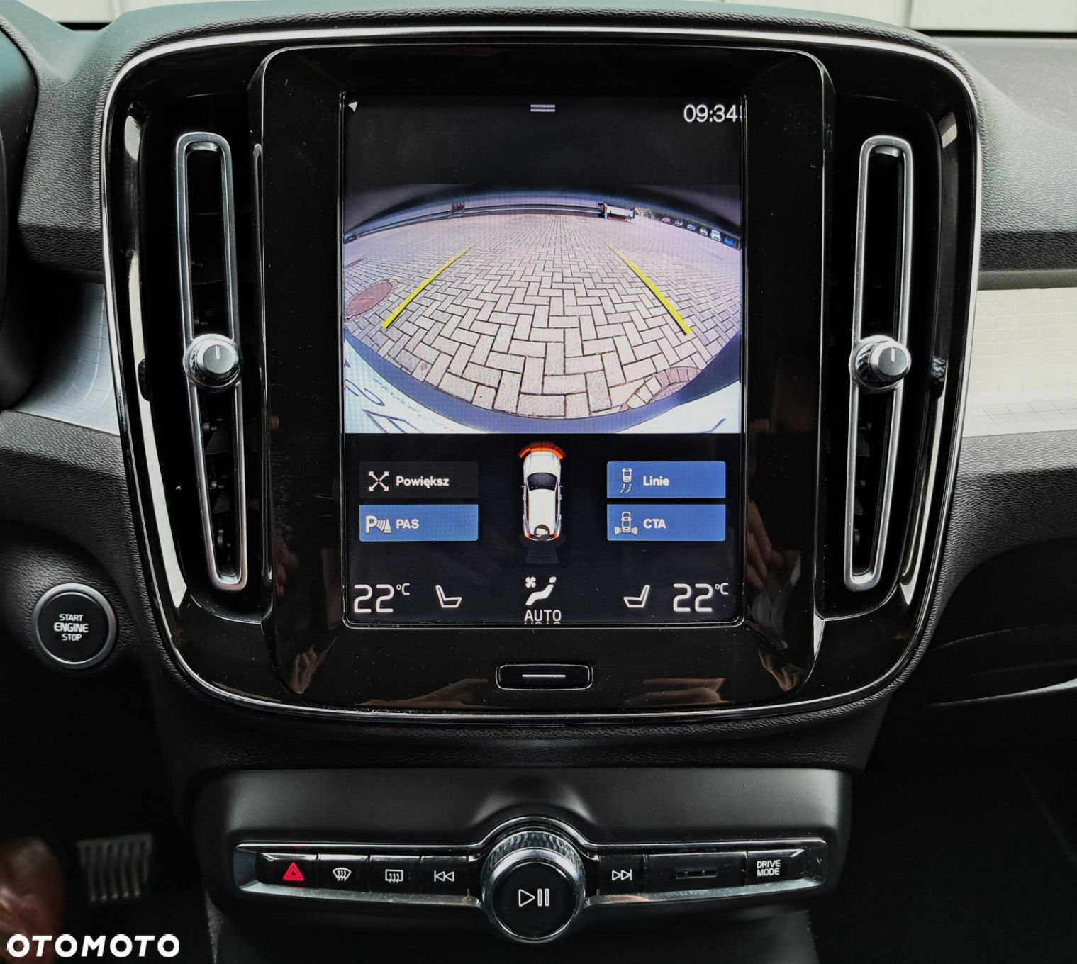 Volvo XC 40 - 24