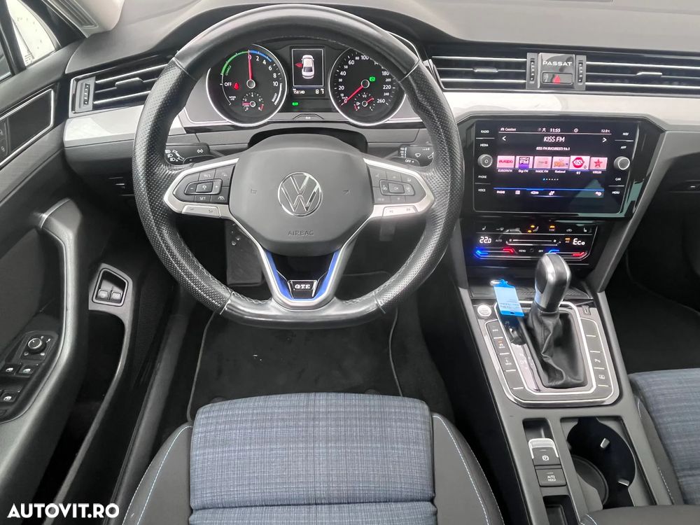 Volkswagen Passat GTE - 8