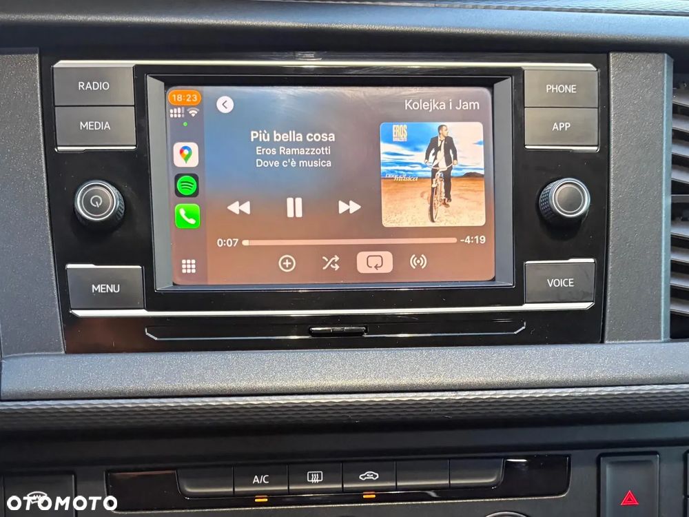 Volkswagen Transporter - 17