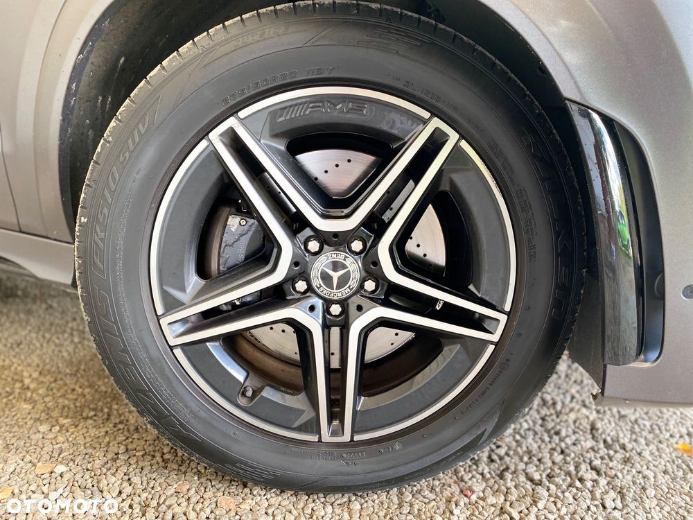 Mercedes-Benz GLE - 22