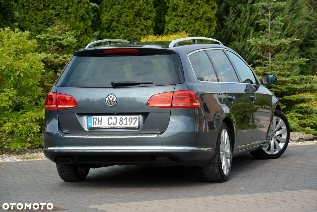 Volkswagen Passat Variant 2.0 TDI BlueMotion Technology Highline - 14
