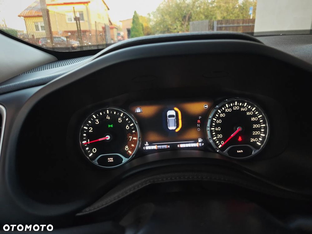 Jeep Renegade 1.4 MultiAir Limited 4WD S&S - 27