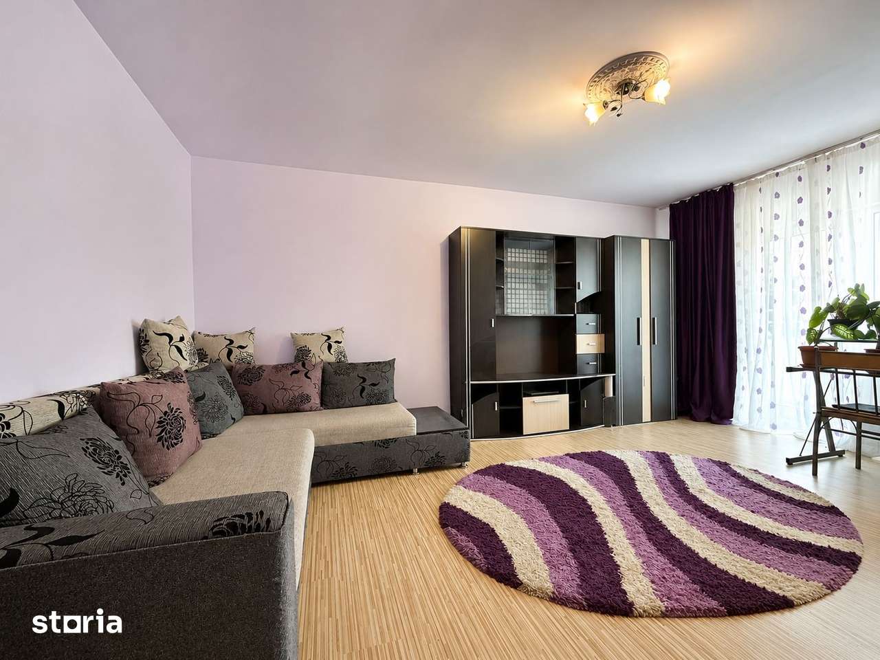 Apartament 3 camere decomandat, zona Alfa, etaj 1, două băi — fotografia 1