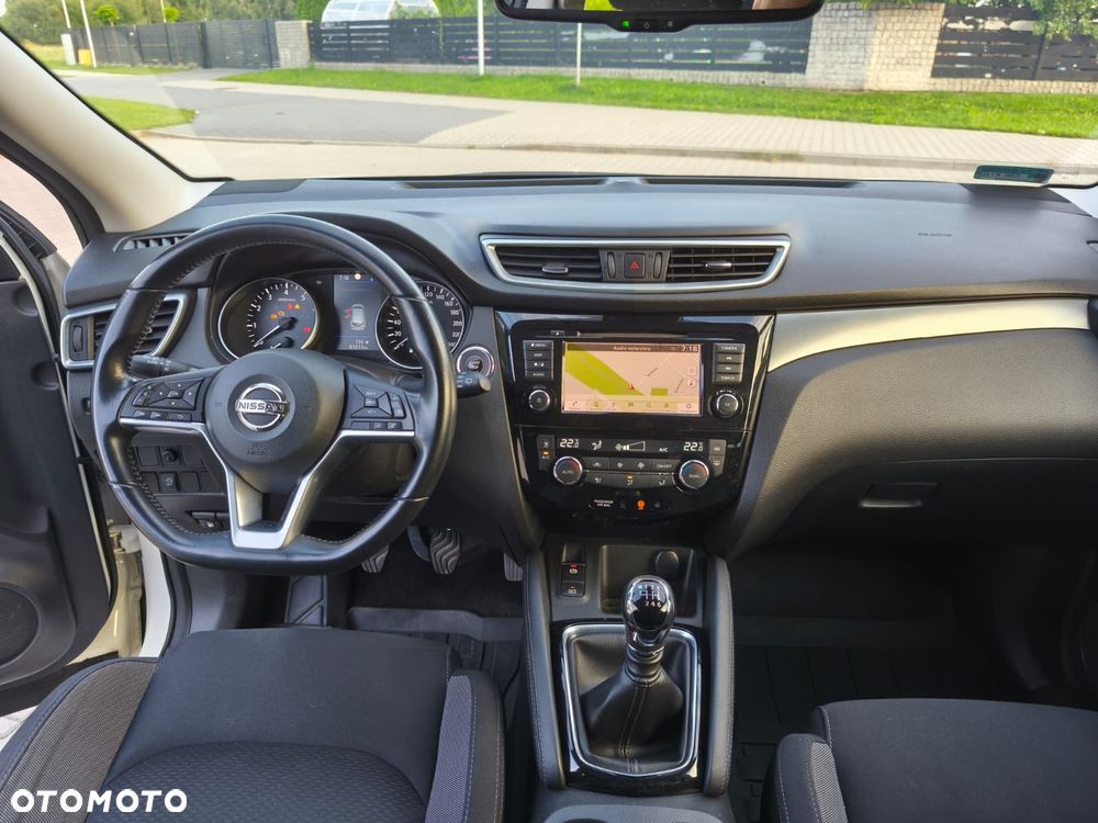 Nissan Qashqai 1.3 DIG-T N-Connecta - 9