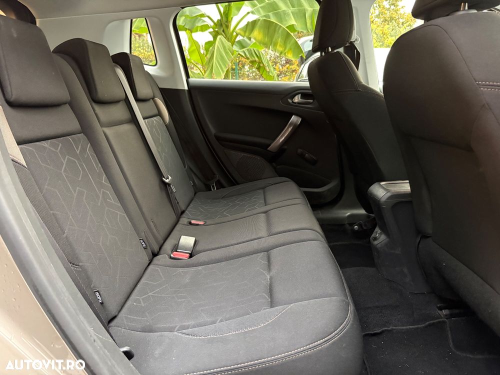 Peugeot 2008 1.2 VTi Active - 29