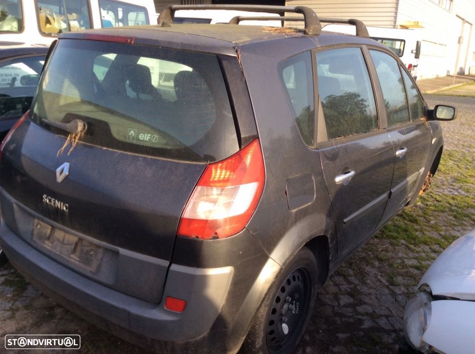 Renault Megane Scenic - 4