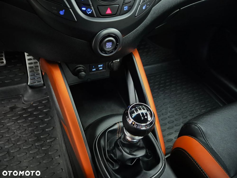 Hyundai Veloster 1.6 Turbo Matt Finish - 18