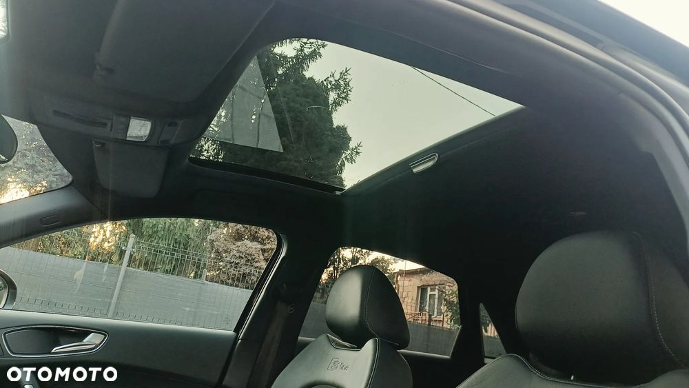 Audi A1 Sportback 1.6 TDI S tronic S line Sportpaket - 19