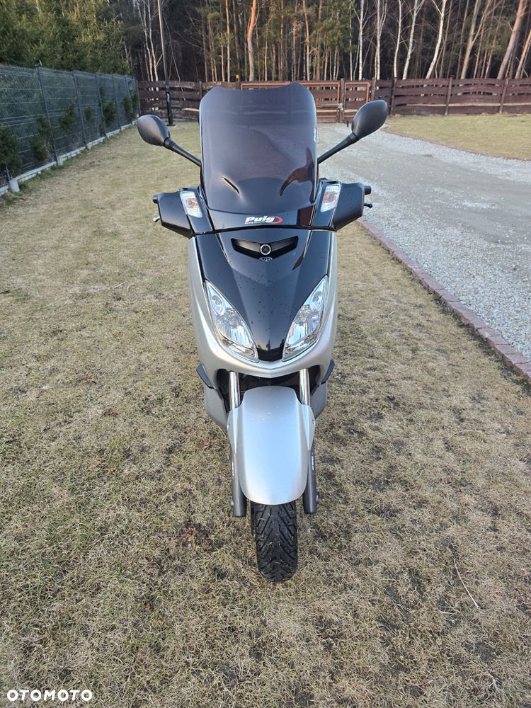 Yamaha X-max - 1