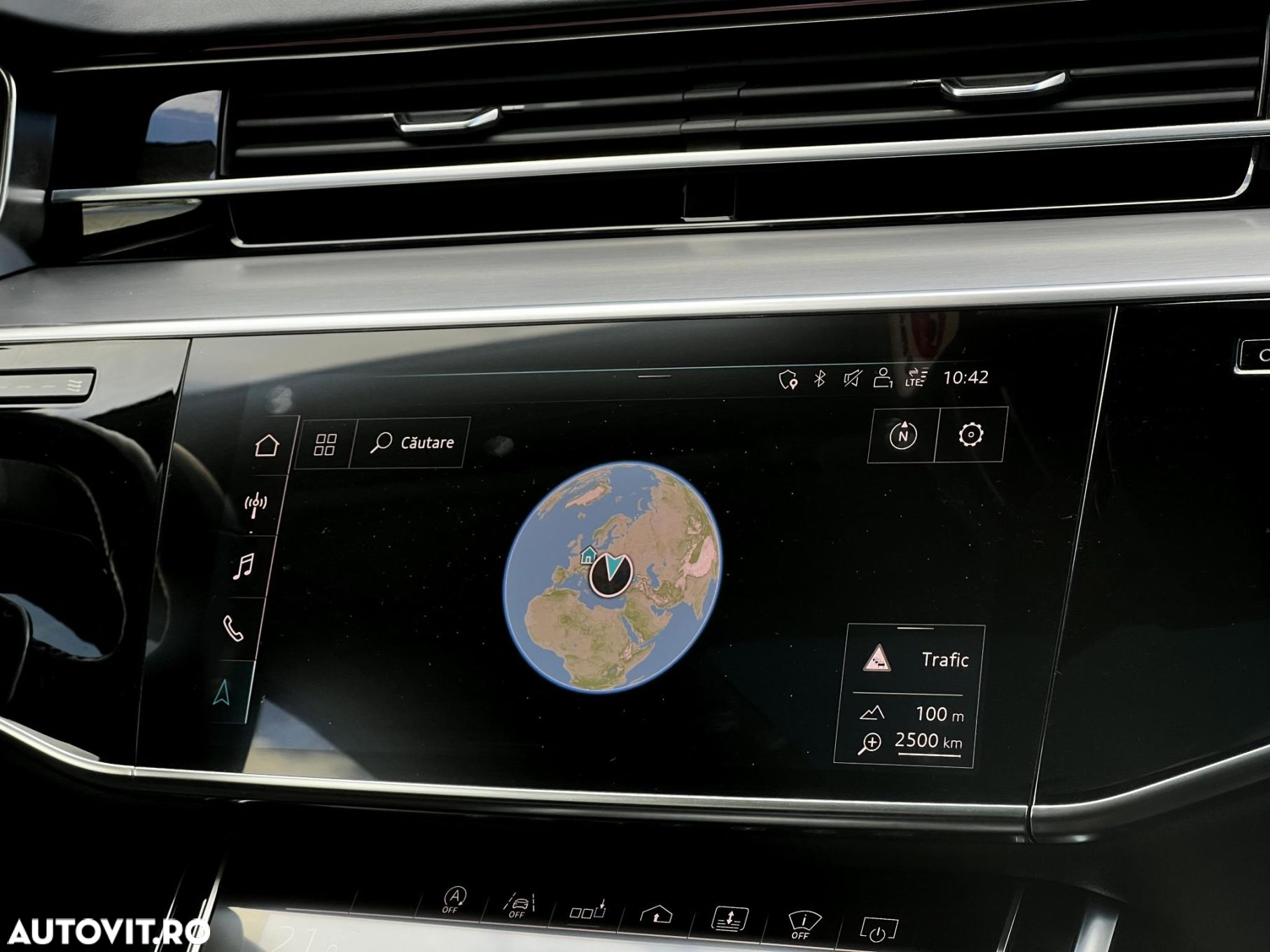 Audi A8 - 12