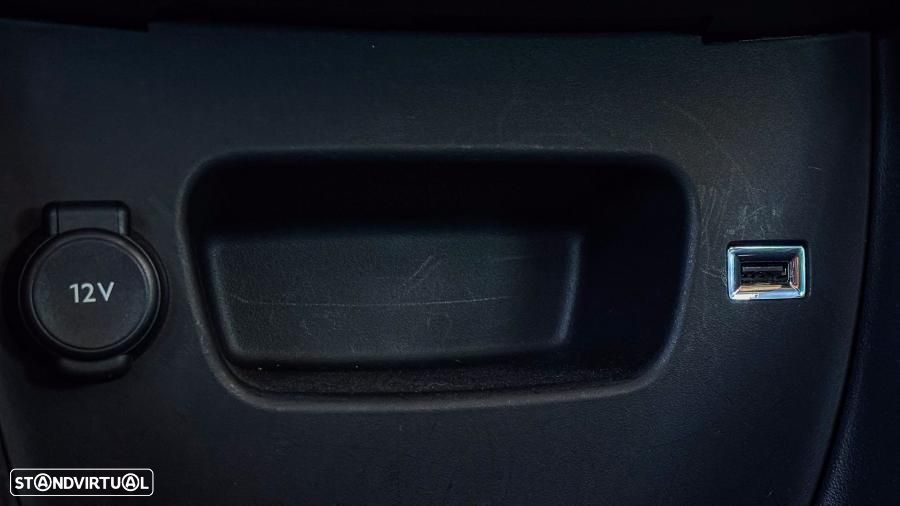 Citroën C3 1.2 PureTech Shine - 25