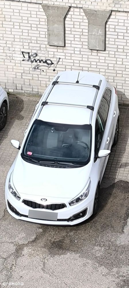 Kia Ceed 1.6 GDI L Business Line - 14