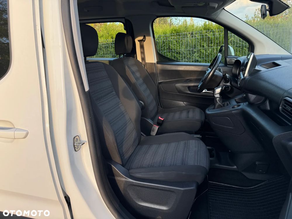 Opel Combo 1.5 CDTI Enjoy S&S - 24