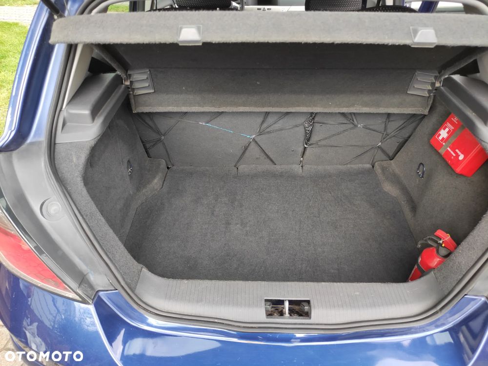 Opel Astra 1.6 - 11