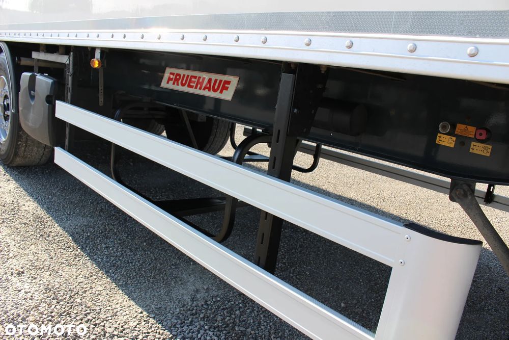 Fruehauf KONTENER /FURGON/3-OSIE BPW/ TYLNE DRZWI / *SERWIS FR*/ - 18