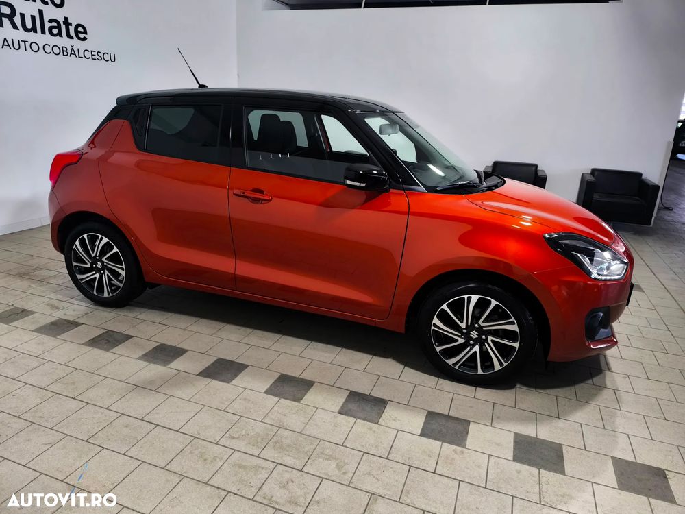 Suzuki Swift 1.2 Dualjet 12V MHEV CVT Spirit - 3