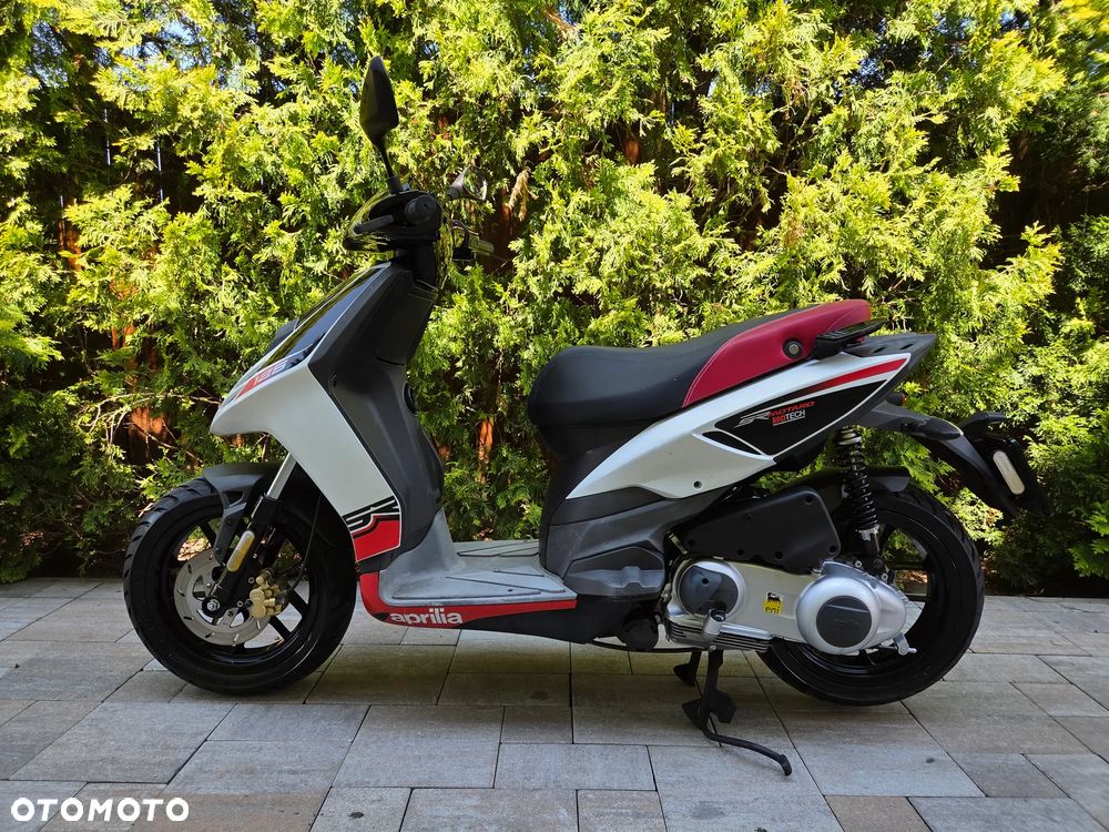 Aprilia SR - 5