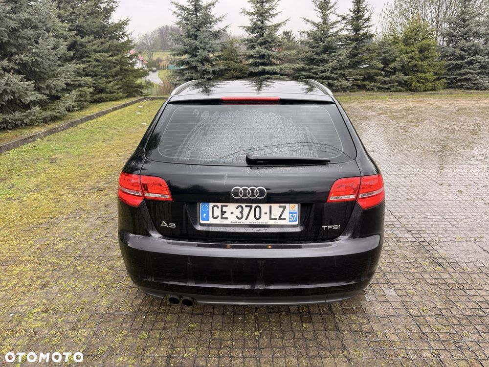 Audi A3 Sportback - 2
