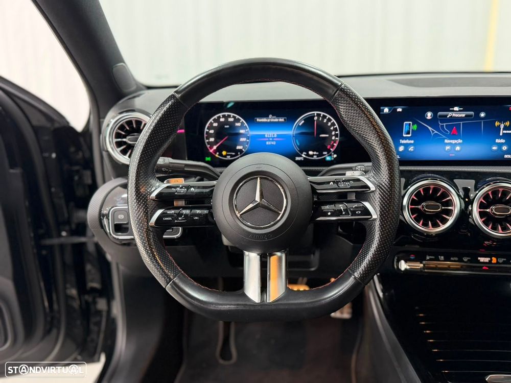 Mercedes-Benz A 250 Limousine e AMG Line - 9