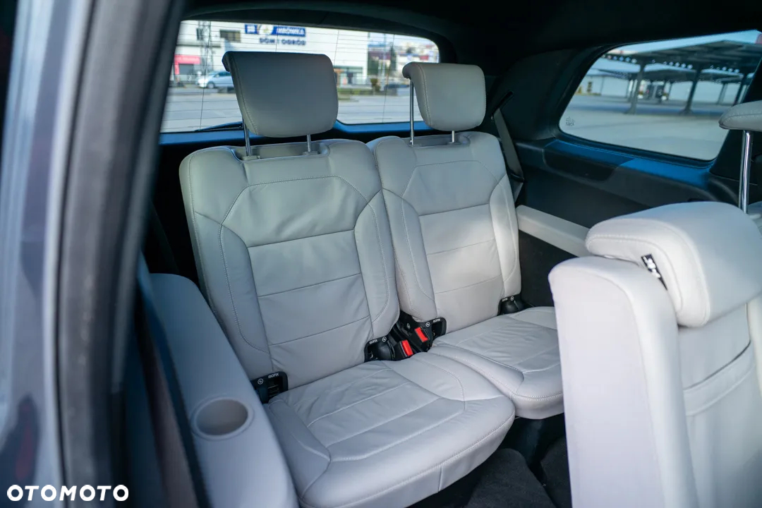 Mercedes-Benz GL 350 BlueTec 4-Matic - 23