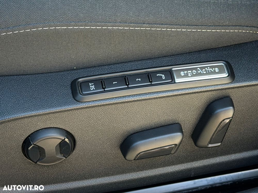 Volkswagen Golf 1.4 eHybrid OPF DSG Style - 22