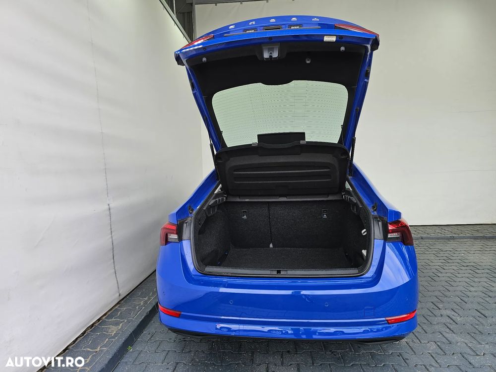 Skoda Octavia 2.0 TDI DSG Ambition - 22