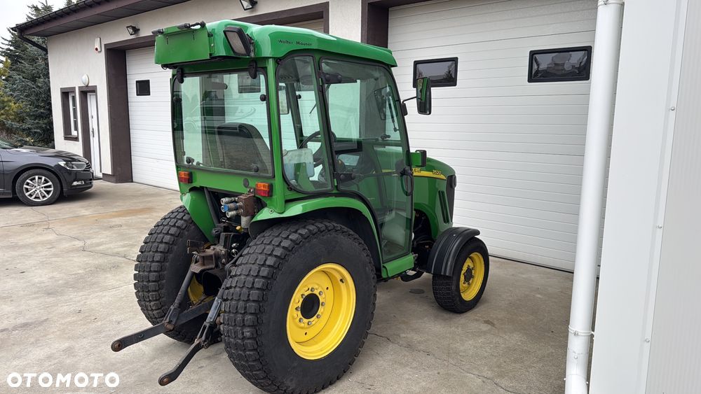John Deere 3720 - 3
