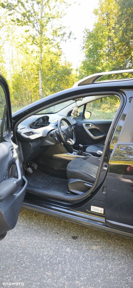 Peugeot 2008 - 4