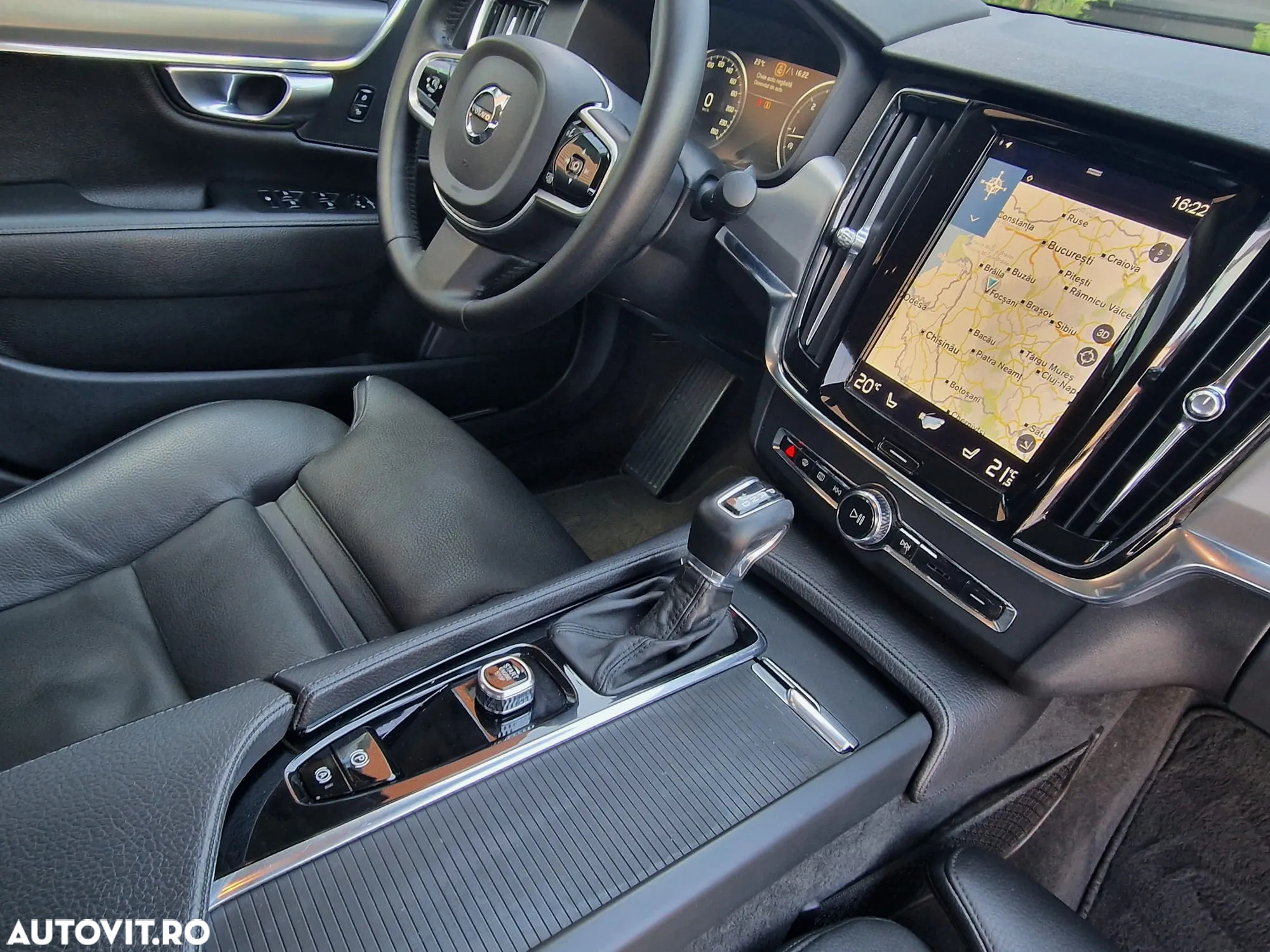 Volvo S90 D3 Geartronic R Design - 12