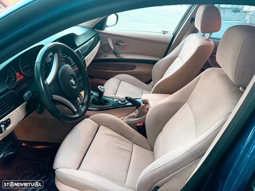 BMW 320 d xDrive Navigation - 6