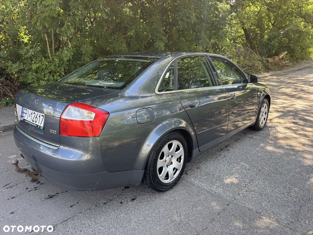 Audi A4 Limousine - 2