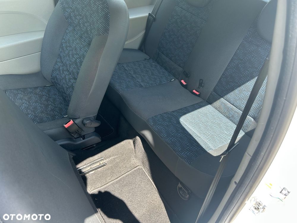 Renault Twingo 1.2 8V Access - 12