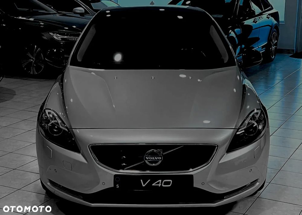 Volvo V40 - 2