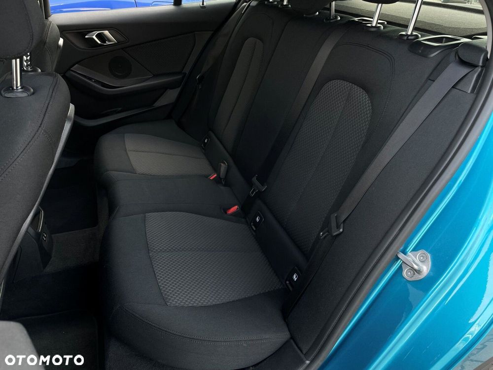 BMW Seria 1 - 18