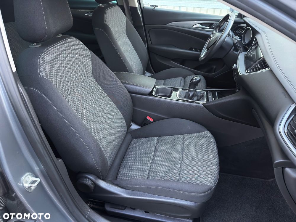 Opel Insignia - 14