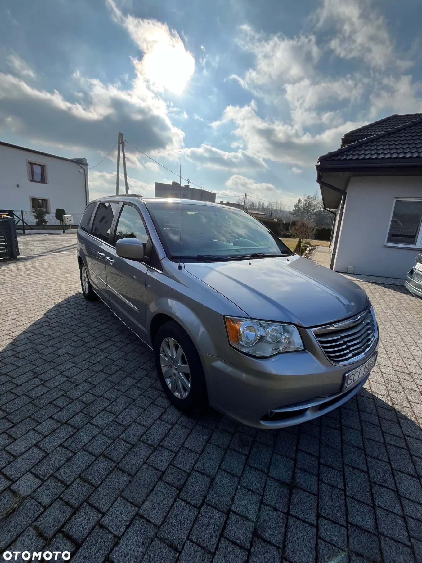 Chrysler Town & Country 3.6 Limited - 16