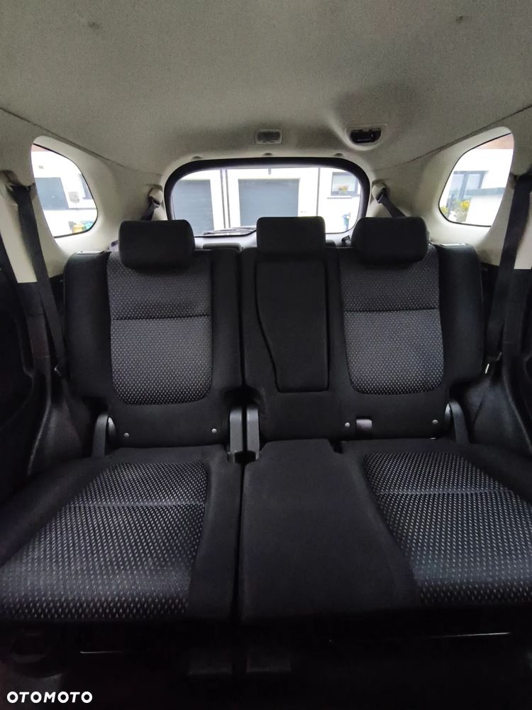 Mitsubishi Outlander 2.0 Intense + CVT - 15