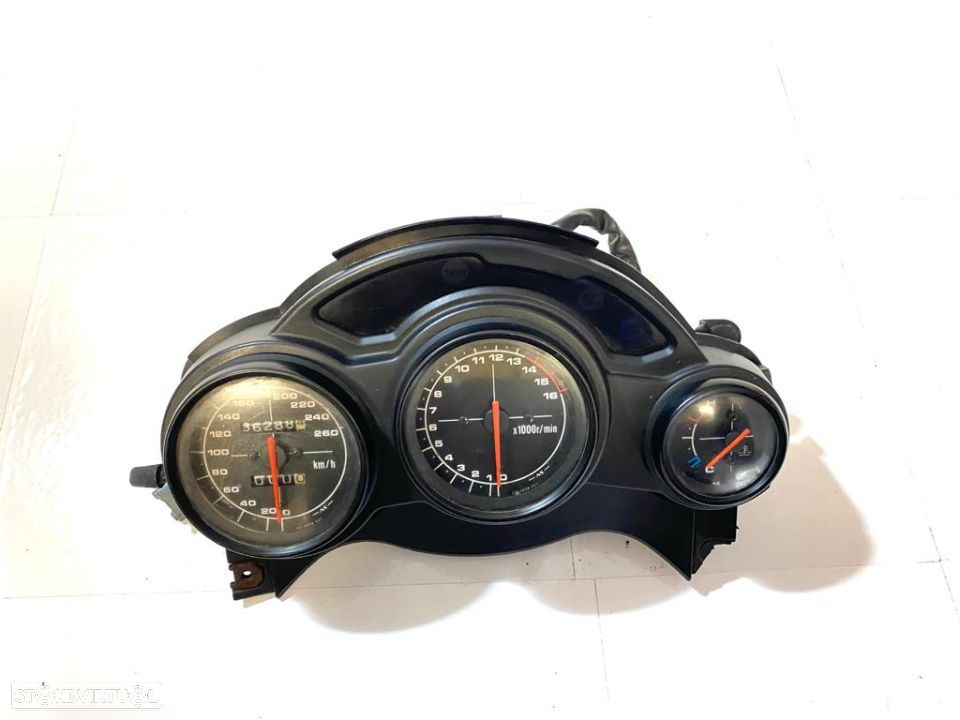 Peças usadas suzuki RF600 RF 600 - 23