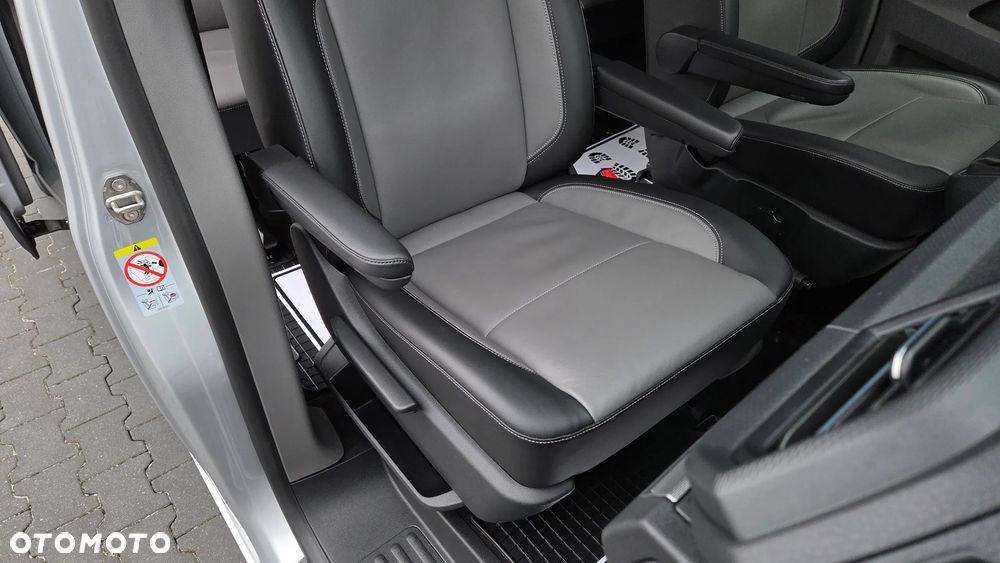 Volkswagen Caravelle 2.0 TDI L2 Highline 4Motion DSG - 12