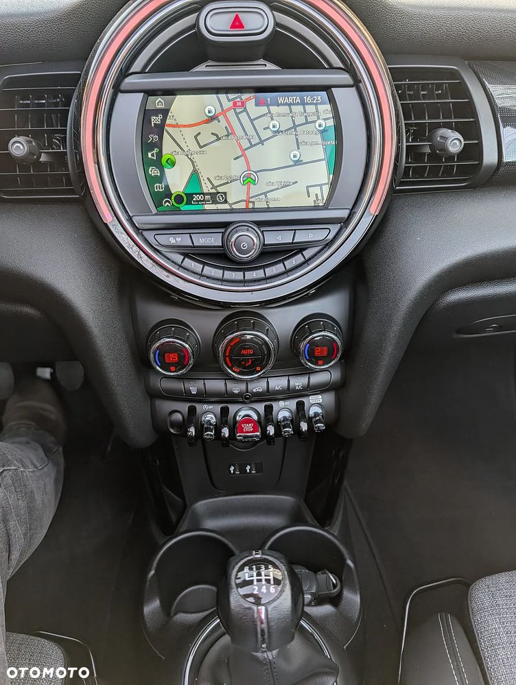 MINI Cooper - 28