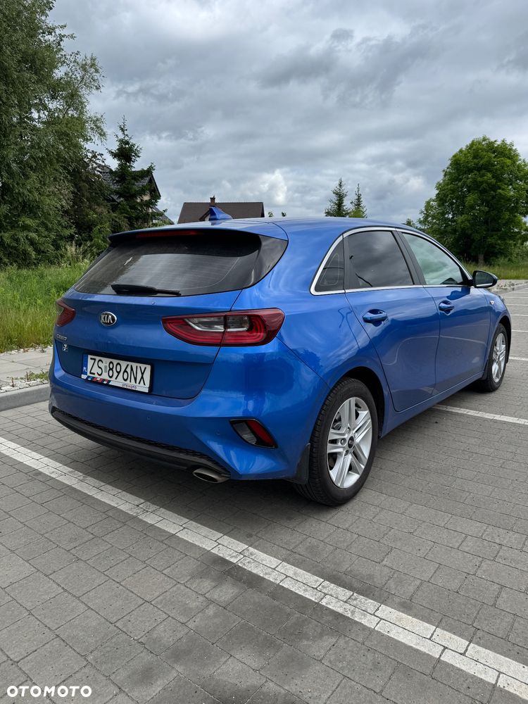 Kia Ceed 1.5 T-GDI M - 6