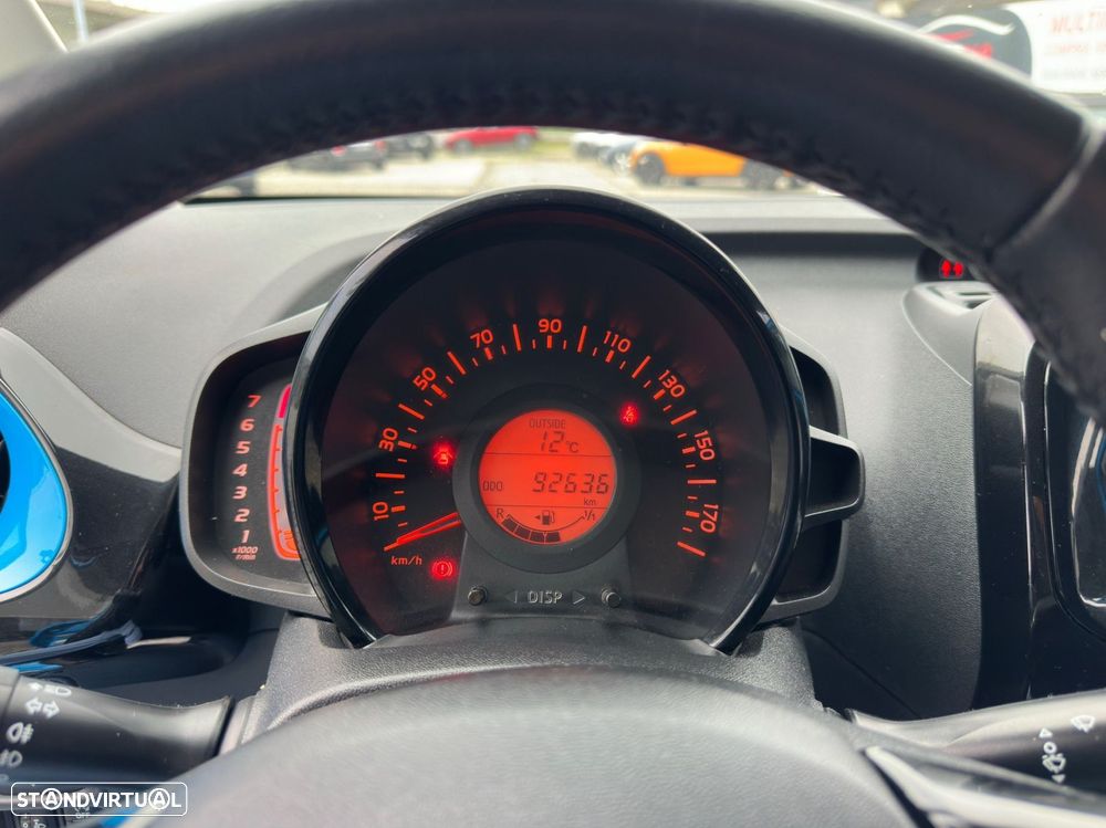 Toyota Aygo 1.0 X-Cite+TSS - 32