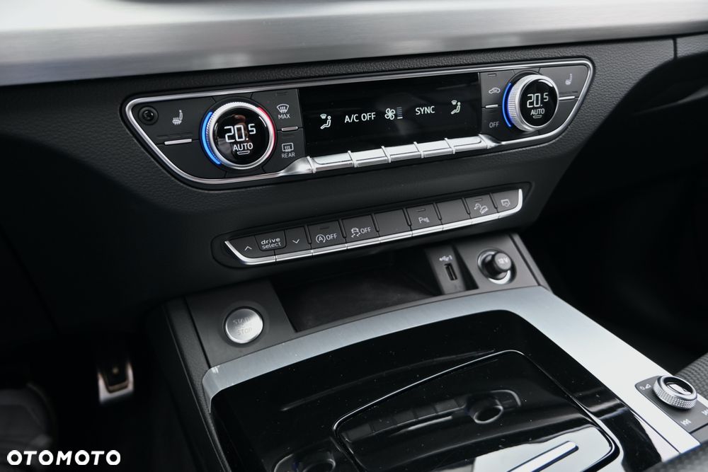 Audi Q5 40 TDI quattro S tronic S line - 32