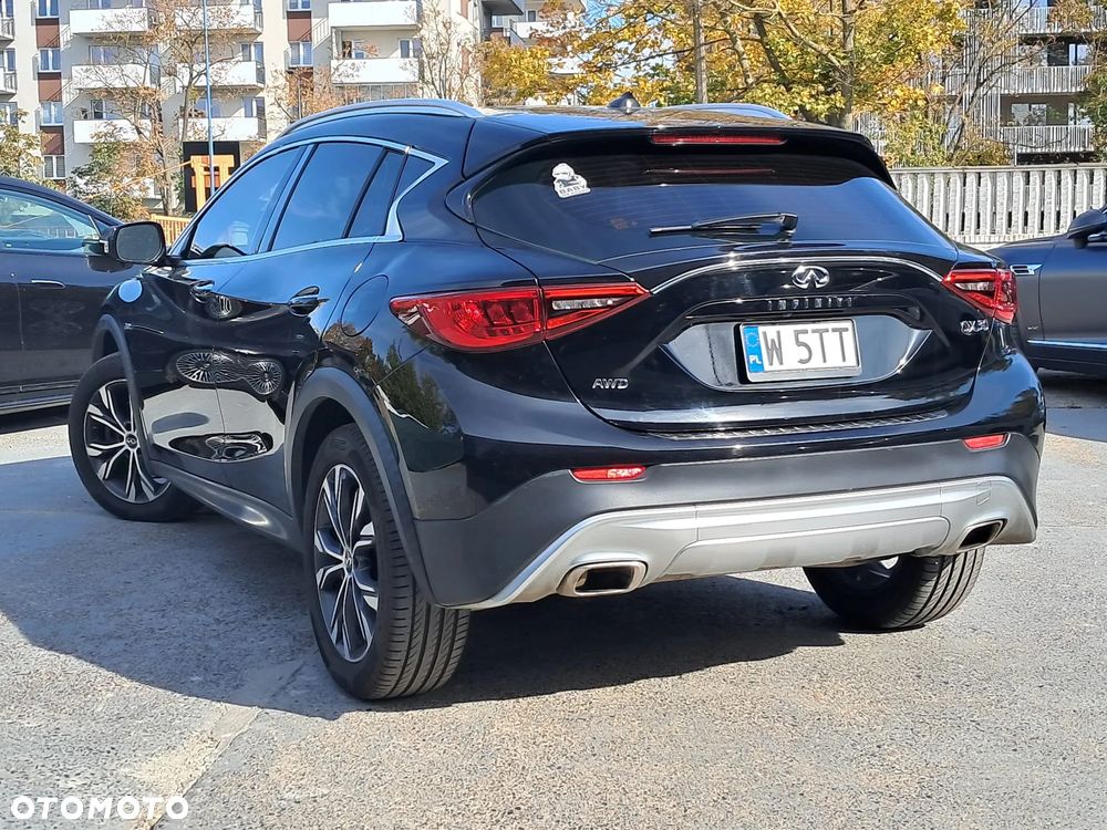 Infiniti QX30 2.0t Premium AWD 7DCT - 36