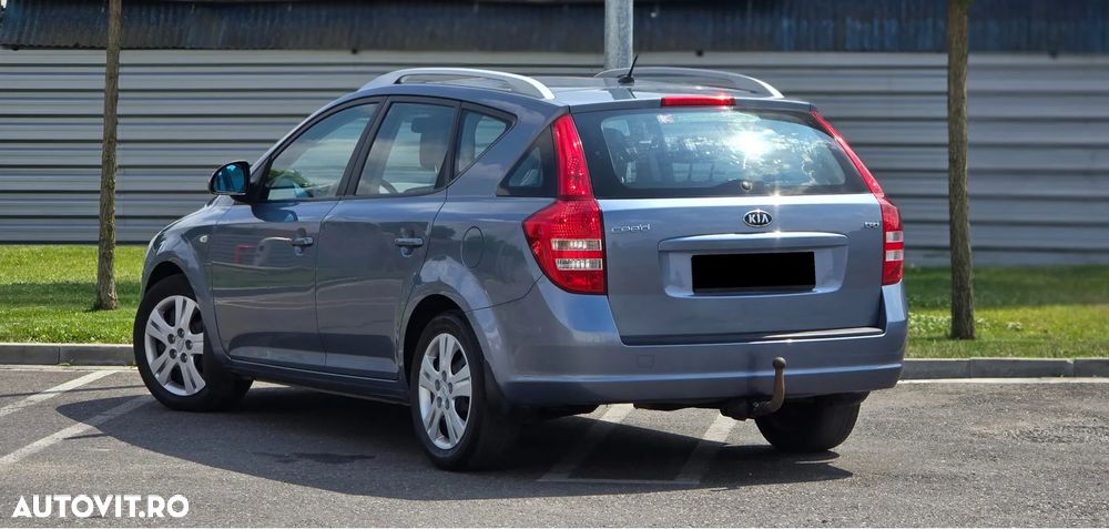 Kia Ceed 1.6 CRDi LX - 3